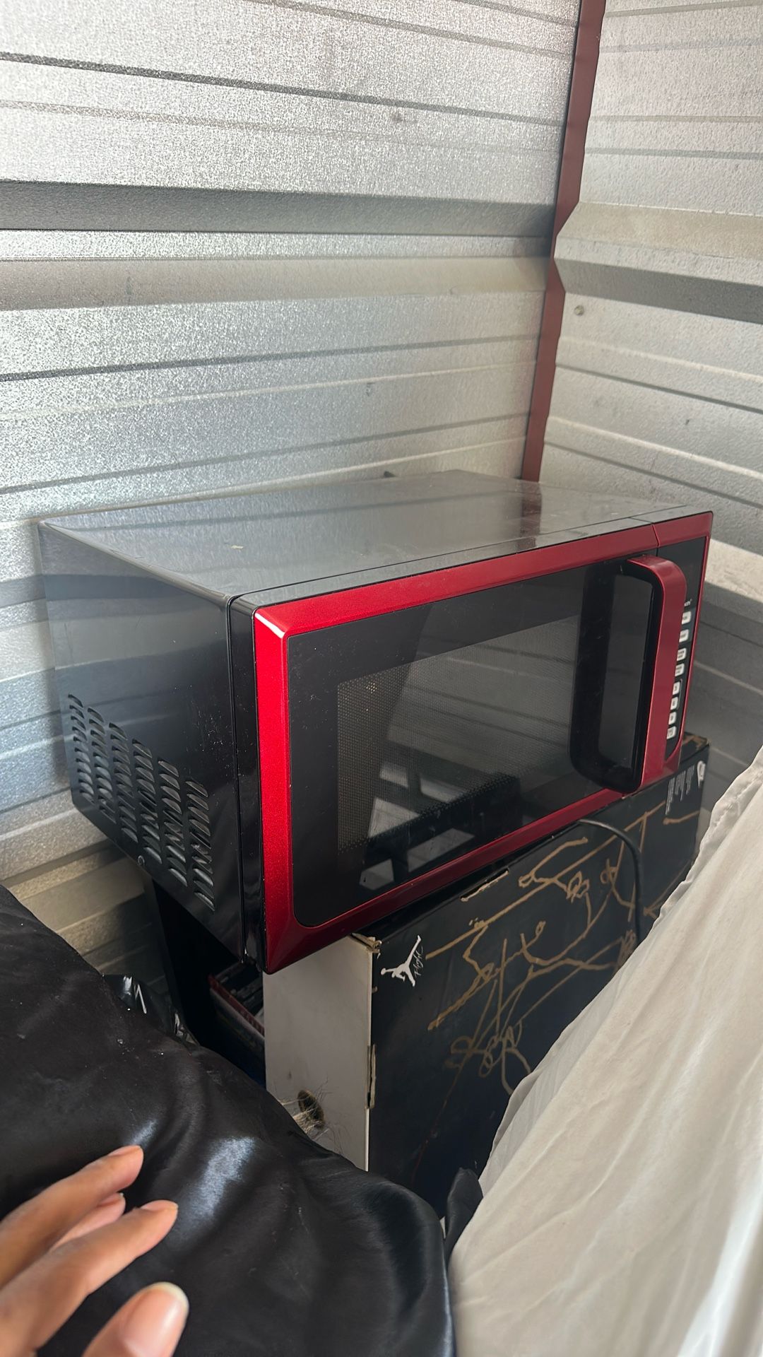 Microwave For Sale !!