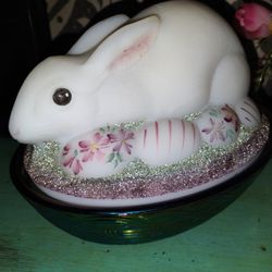 Fenton Easter Bunny Nesting Candy Bowl