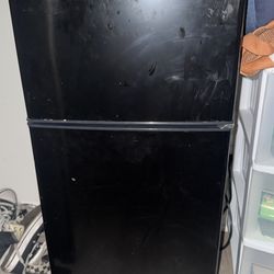 Mini fridge