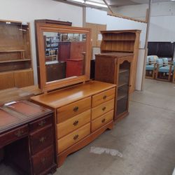 6 Drawer Dresser W/ Mirror