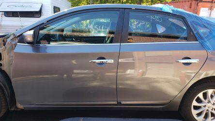 Nissan Sentra Doors Parts