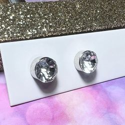 New Silver Rhinestone Sparkling Diamond Gem Round Circle Bling Stud Earrings Nwt