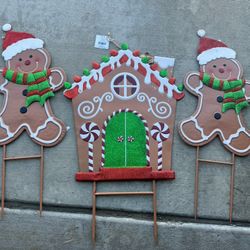 Gingerbread Garden Stakes