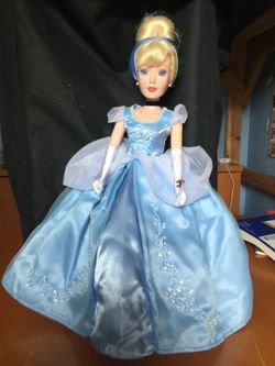 Cinderella, 2002 Porcelain Keepsake Doll