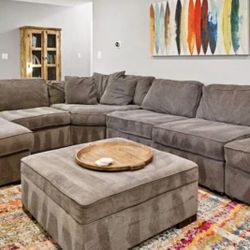 Sectional Couch 