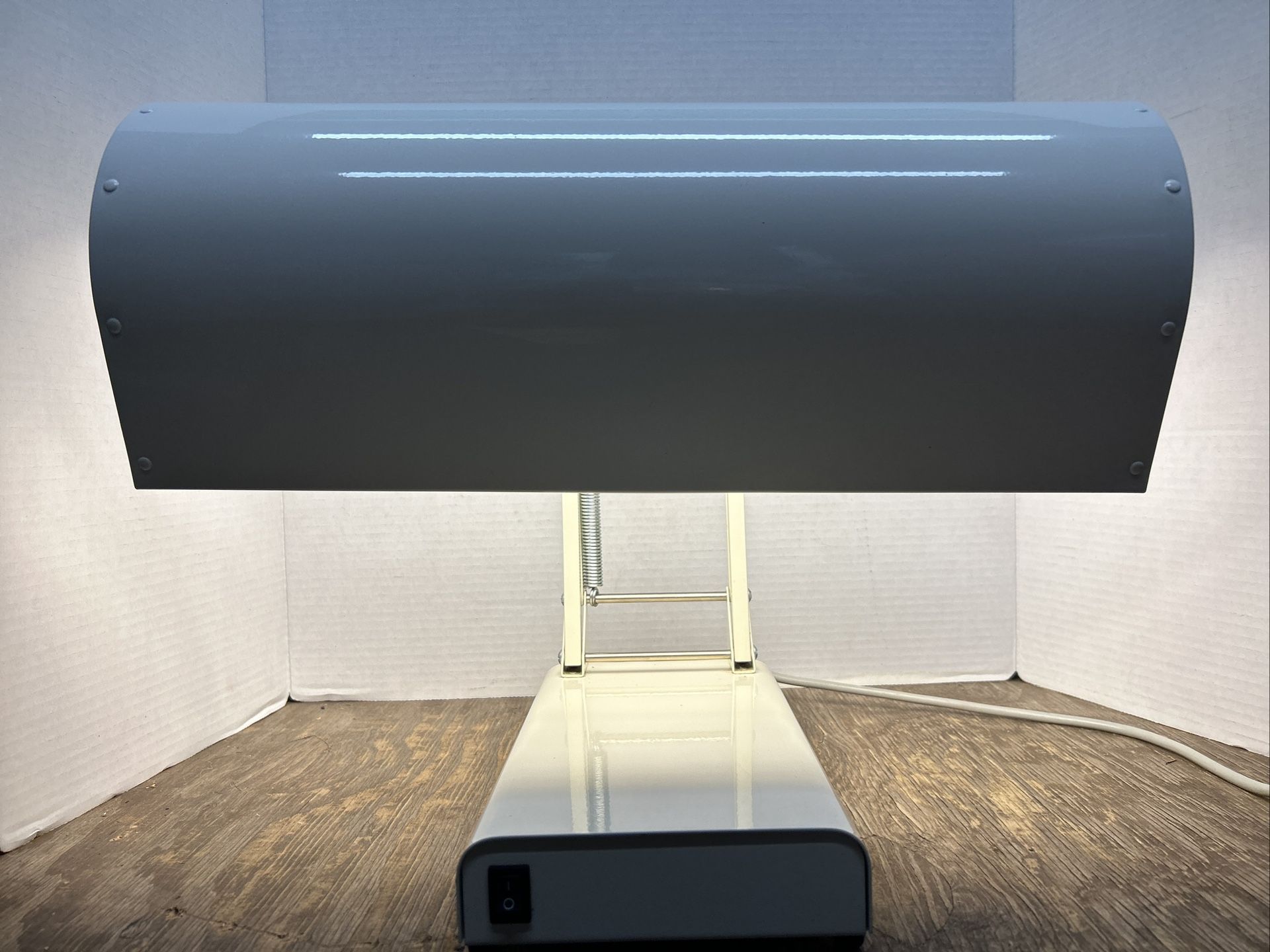 SADELITE Depression Light Therapy Desk Lamp 36W