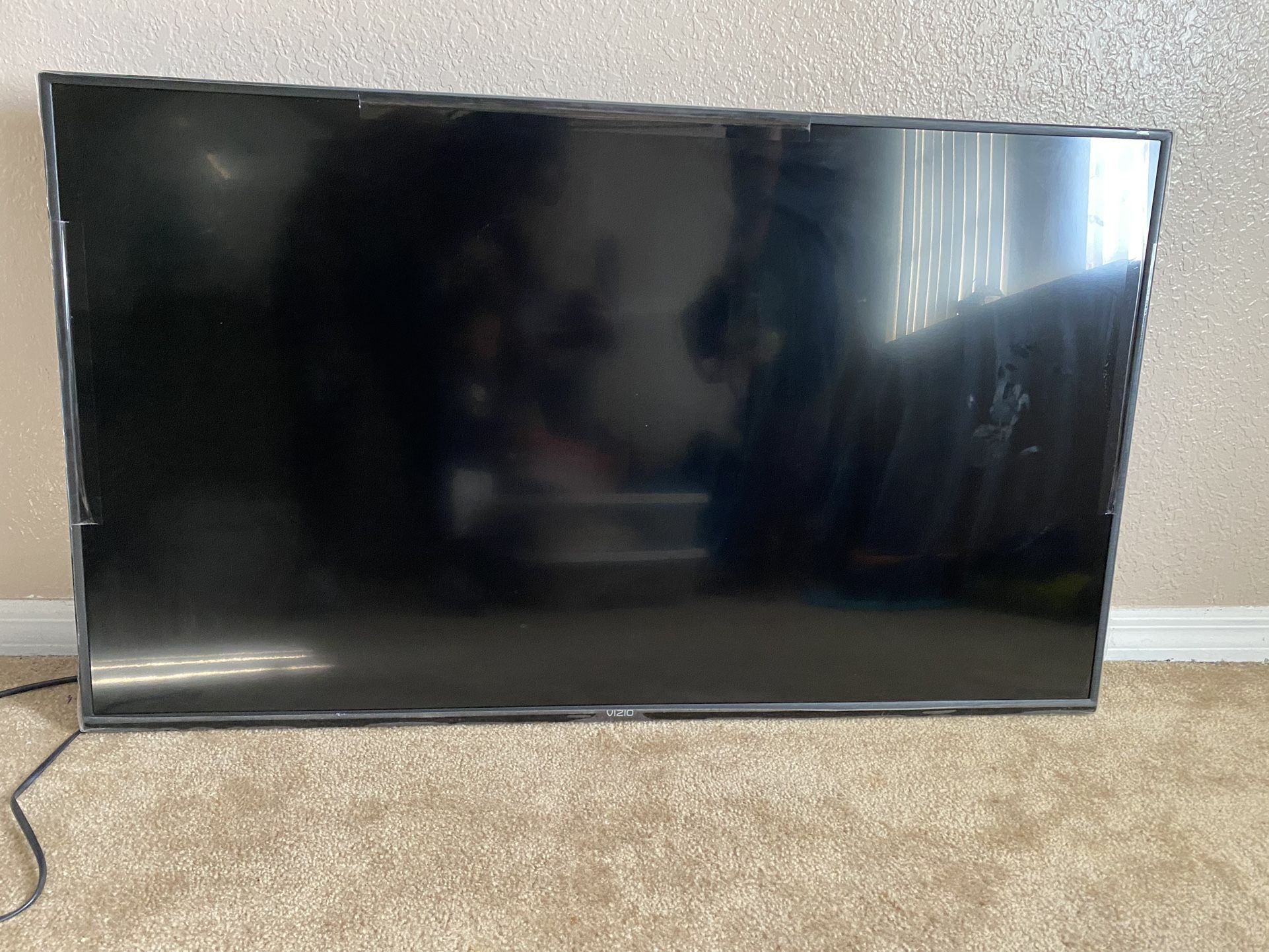 VIZIO TV 50” inch