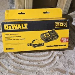 Dewalt Battery 6am And Charger 