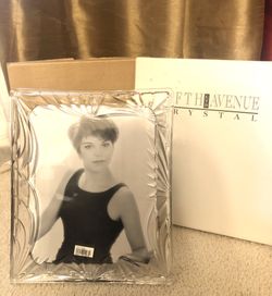 Fifth Avenue Crystal “Silhouette” 8 X 10 Photo Frame