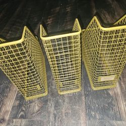 Amiyrah Metal Magazine Holder