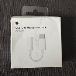 USB-C to 3.5 mm Headphone Jack Adapter