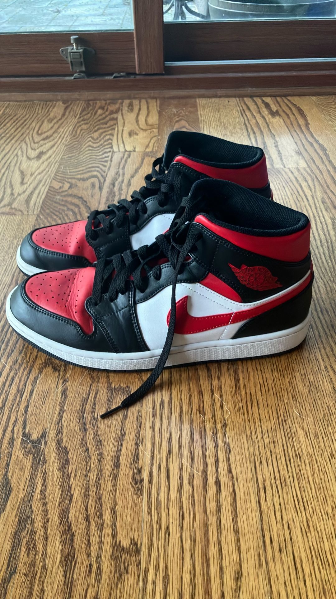 Air Jordan Ones Red