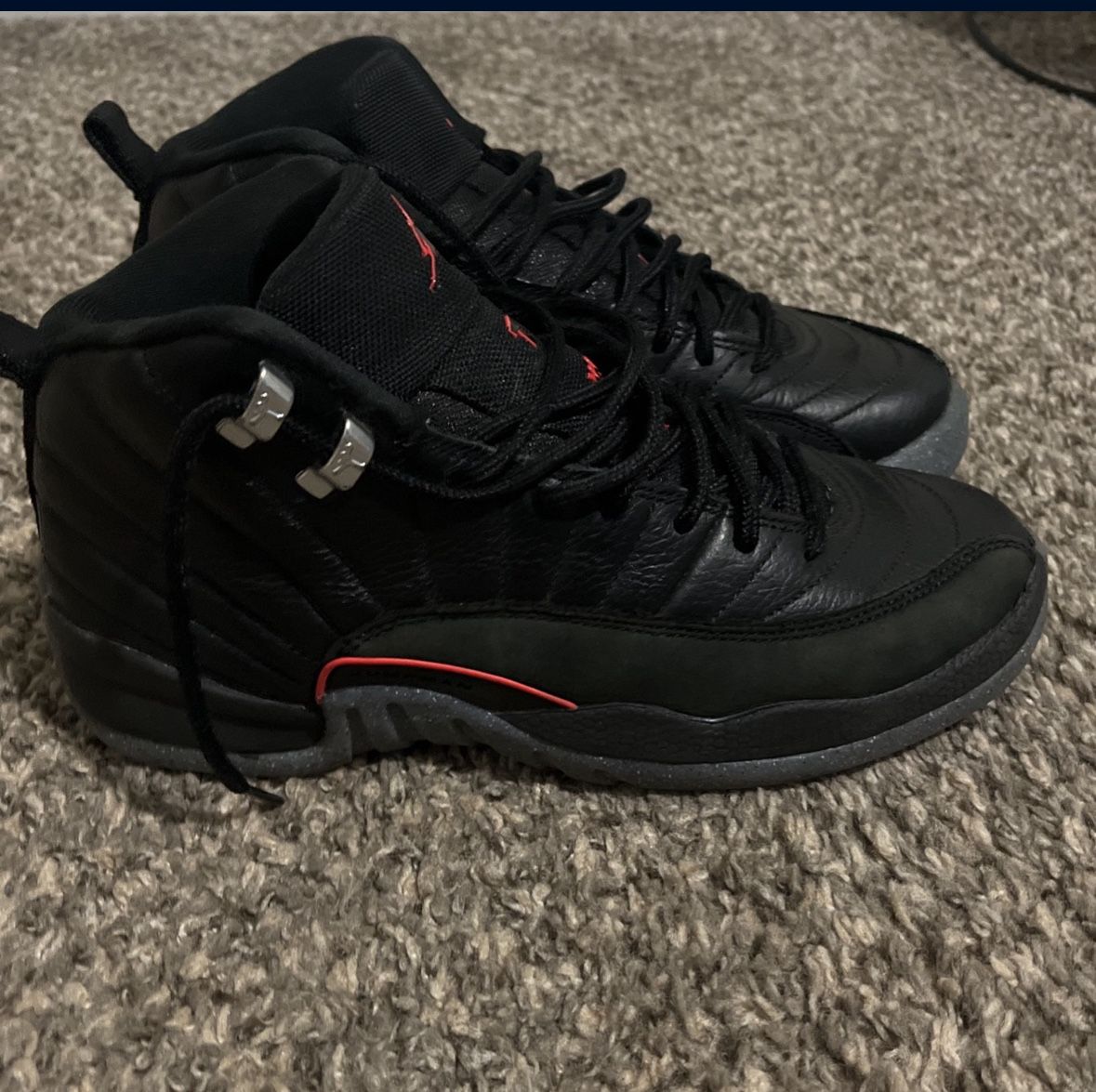 Jordan 12 Utility Size 6Y $100