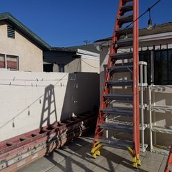 Excellent Condition A Frame, Fiberglass Ladders