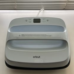 Cricut EasyPress 3 12”x10”