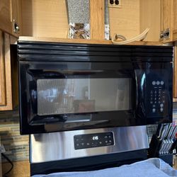 Frigidaire Over The Range Microwave 