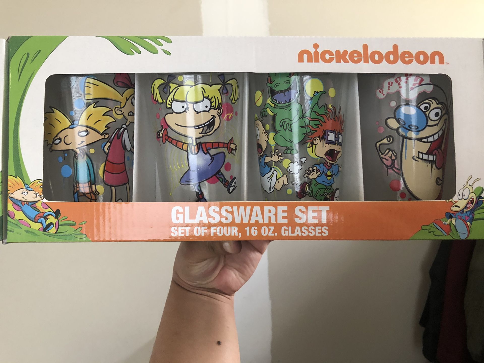 Nickelodeon glass Cup set