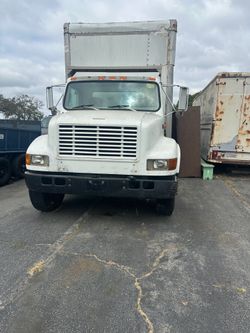 2001 Box truck for sale automatic