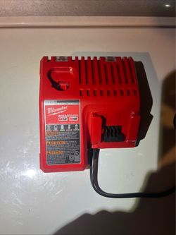 Milwaukee m18 and m12 charger