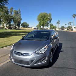 Hyundai Elantra 