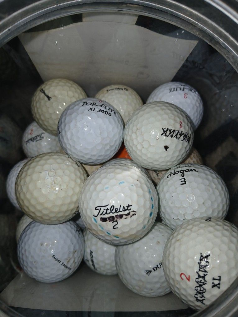 Random Golf Balls