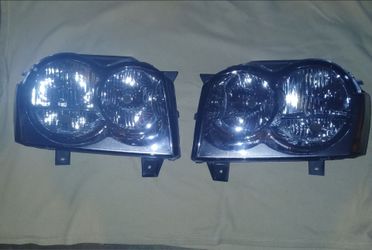 Jeep Grand Cherokee 2005-2007 Headlights Pair (Left & Right