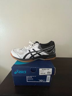 Vball Shoes Women’s Size 10