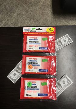 Antibacterial travel wipes