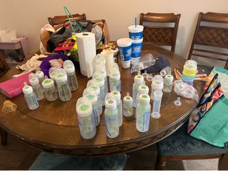 Lot of dr browns narrow and wide neck bottles