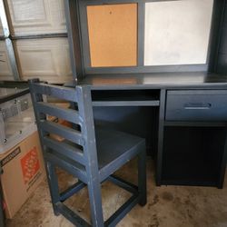 Kids Desk and Chair
