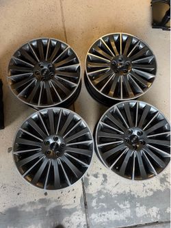 Lincoln Mkz 19inch rims