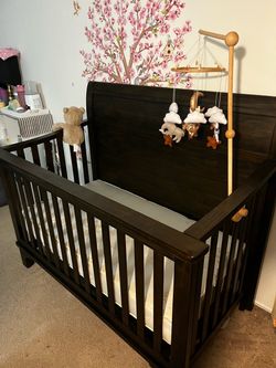 Baby crib