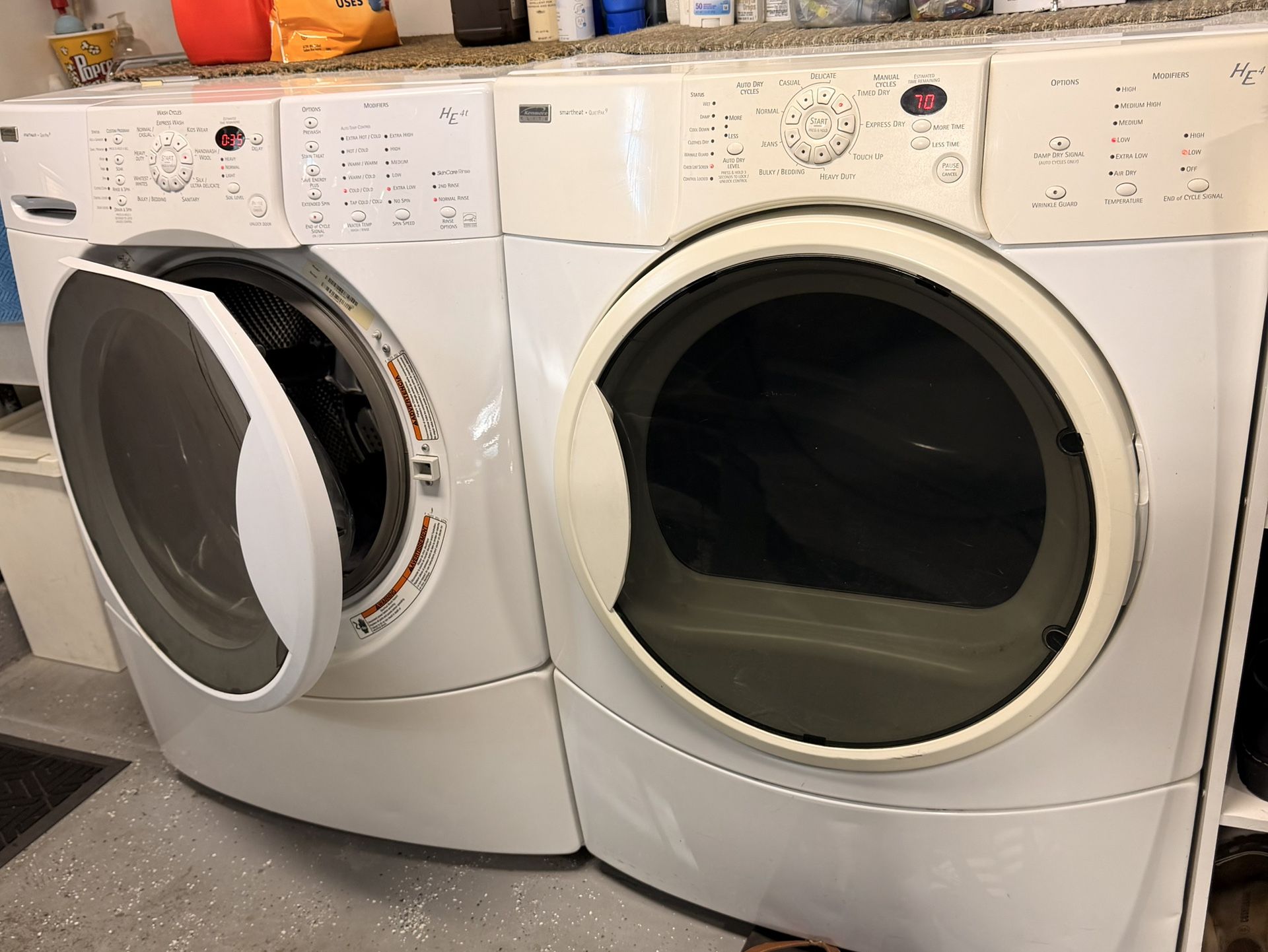 Kenmore Washer & Gas Dryer Set
