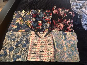 Scrub Tops Size L