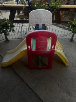 Toddler slide- front porch pickup