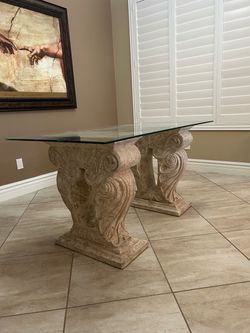 Like New Gorgeous Old World Tuscan Pedestal Glass Table