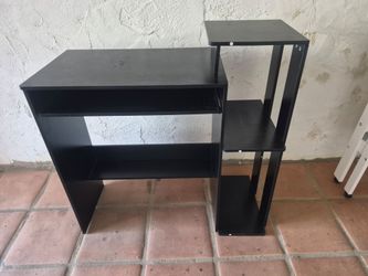 3 tier blk desk (open to offers)