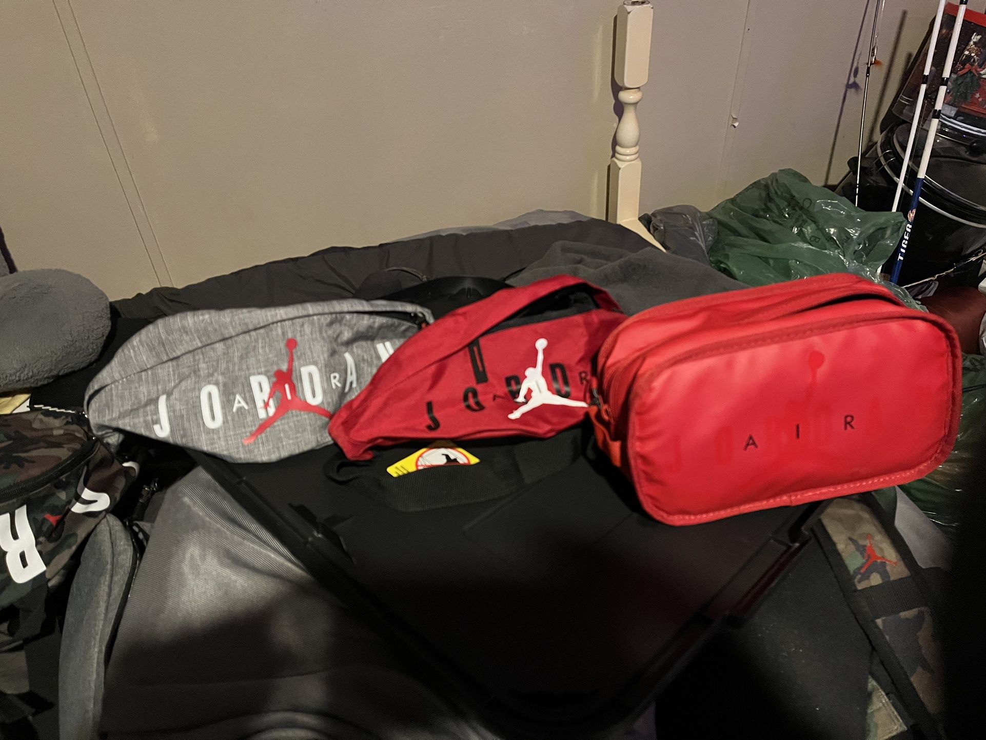 Jordan Carrying Bag With Two Belt Bags