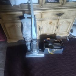 Kirby Upright Vacuum Cleaner Ultimate Diamond Edition With Home Cleaning Tool Kit 