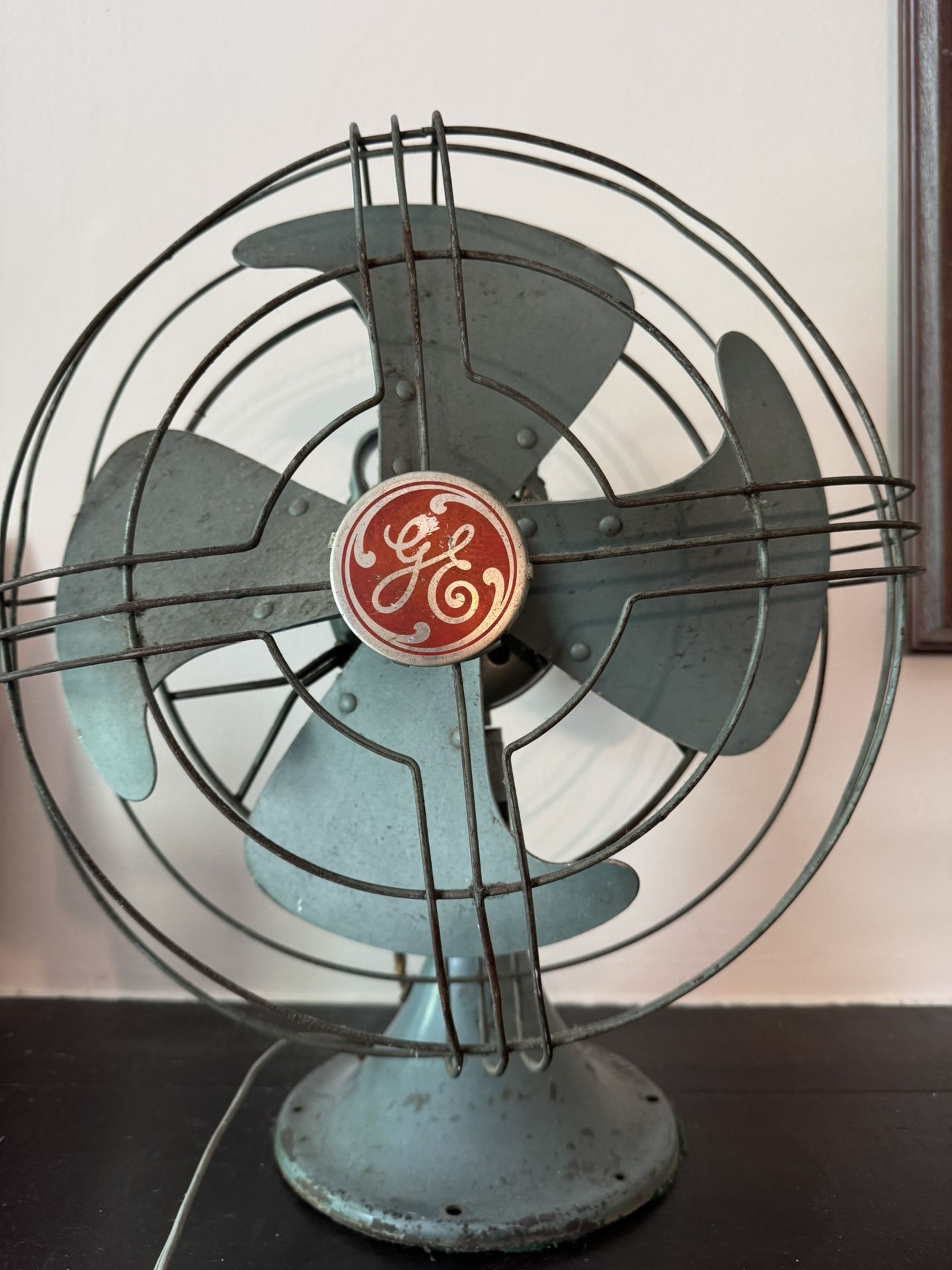 General Electric 12” Oscillating Fan with Vortalex Blades