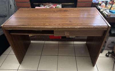 Computer Desk With Hutch - Wood
