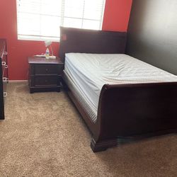 3pc Queen Rustic Farm Bedroom Set(mattress not included)