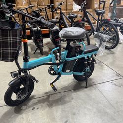 Folding electric bicycle