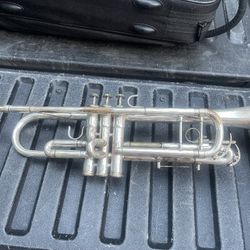 BARRINGTON COLLECTIBLE 1930 TRUMPET 