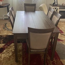 Dining room set with 6 chairs