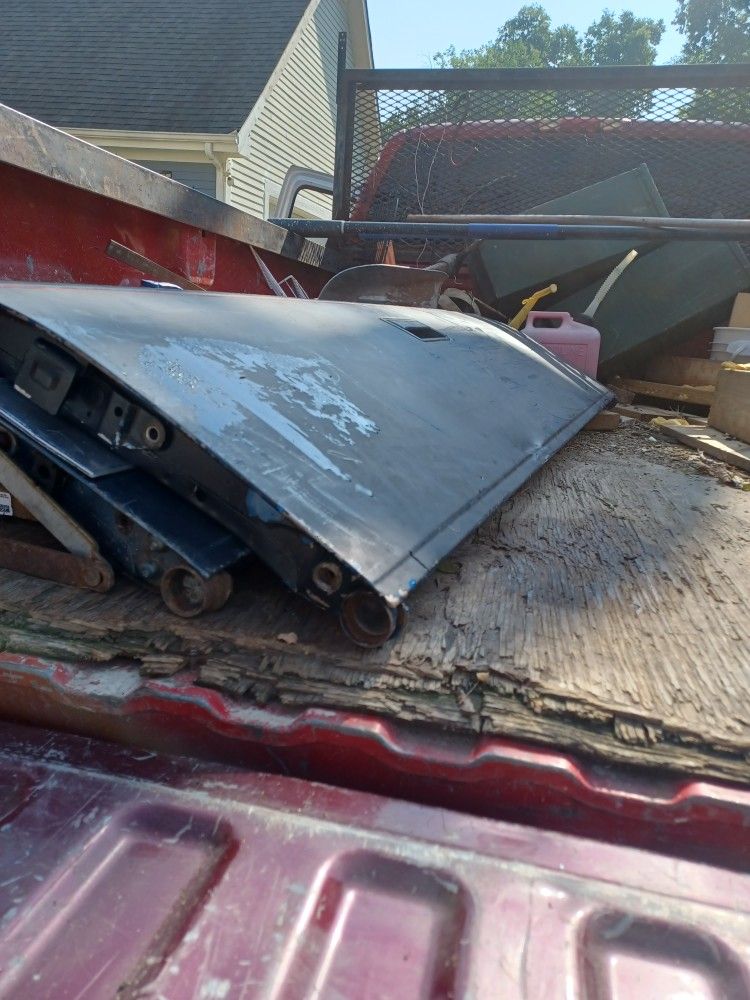 Two Chevy Tailgates Your Pick $25 make Offer If Interested