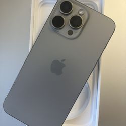 Iphone 15 Pro Max 512GB UNLOCKED ANY CARRIER