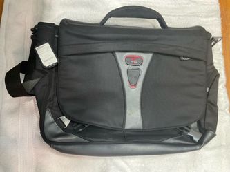 Tumi Eldridge computer messenger bag. New with tags