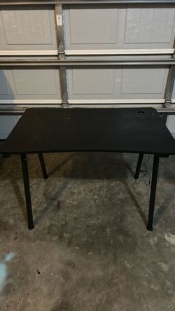 Computer desk