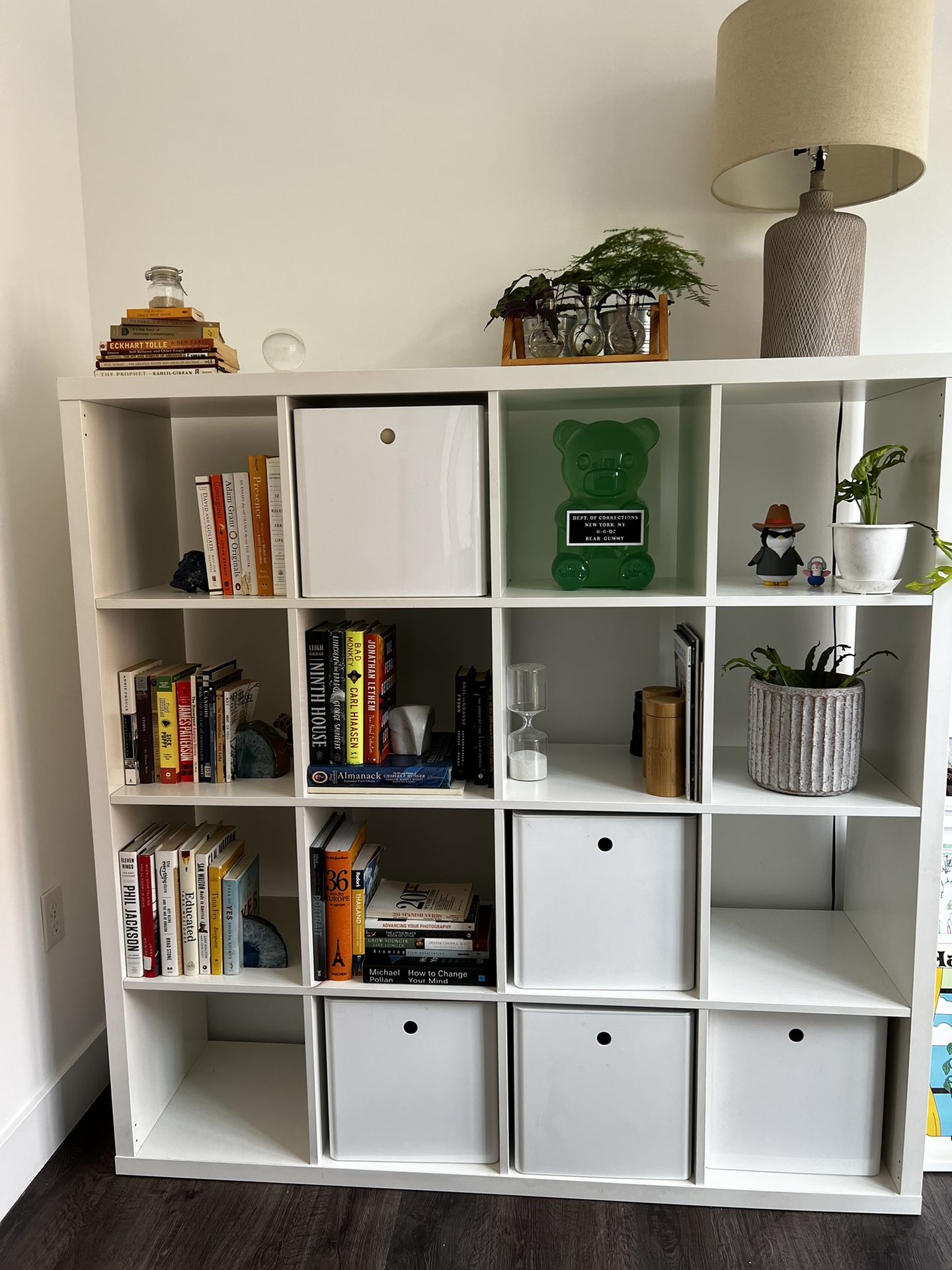 IKEA WHITE SHELF UNIT (LOTS OF STORAGE!!) Dimensions in description